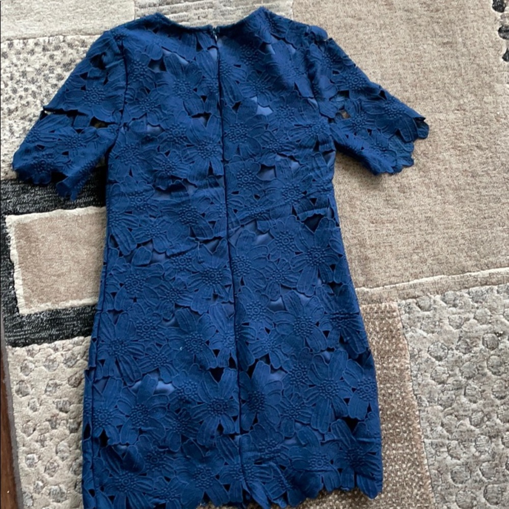 Dress - Picture 3 of 3